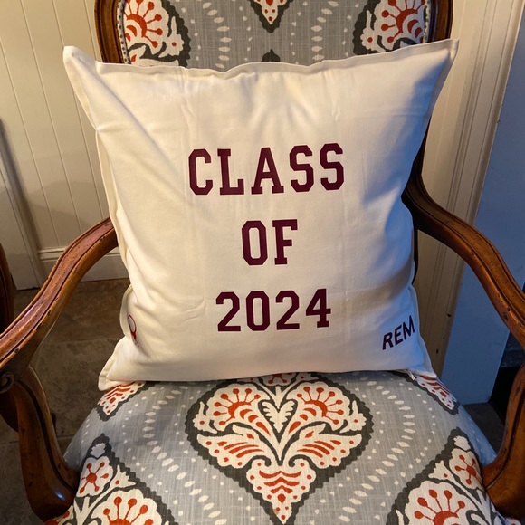 College pillows. Any school or logo. Personalized - Picture 3 of 14